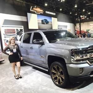 Meet your Posher, Iris